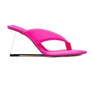 GOOD AMERICAN Hot Pink Cinderella Thong Sandals